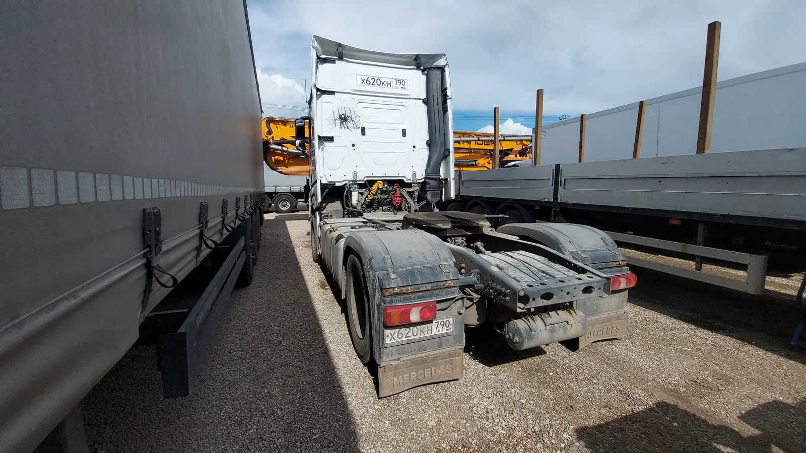 Mercedes-Benz Actros 4x2 Седельный тягач, фото 4