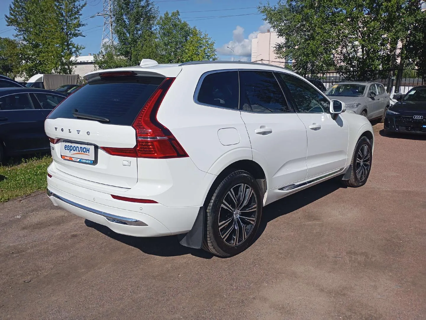 Volvo XC60 Т8 Речардж Инскрипшн АТ, фото 3