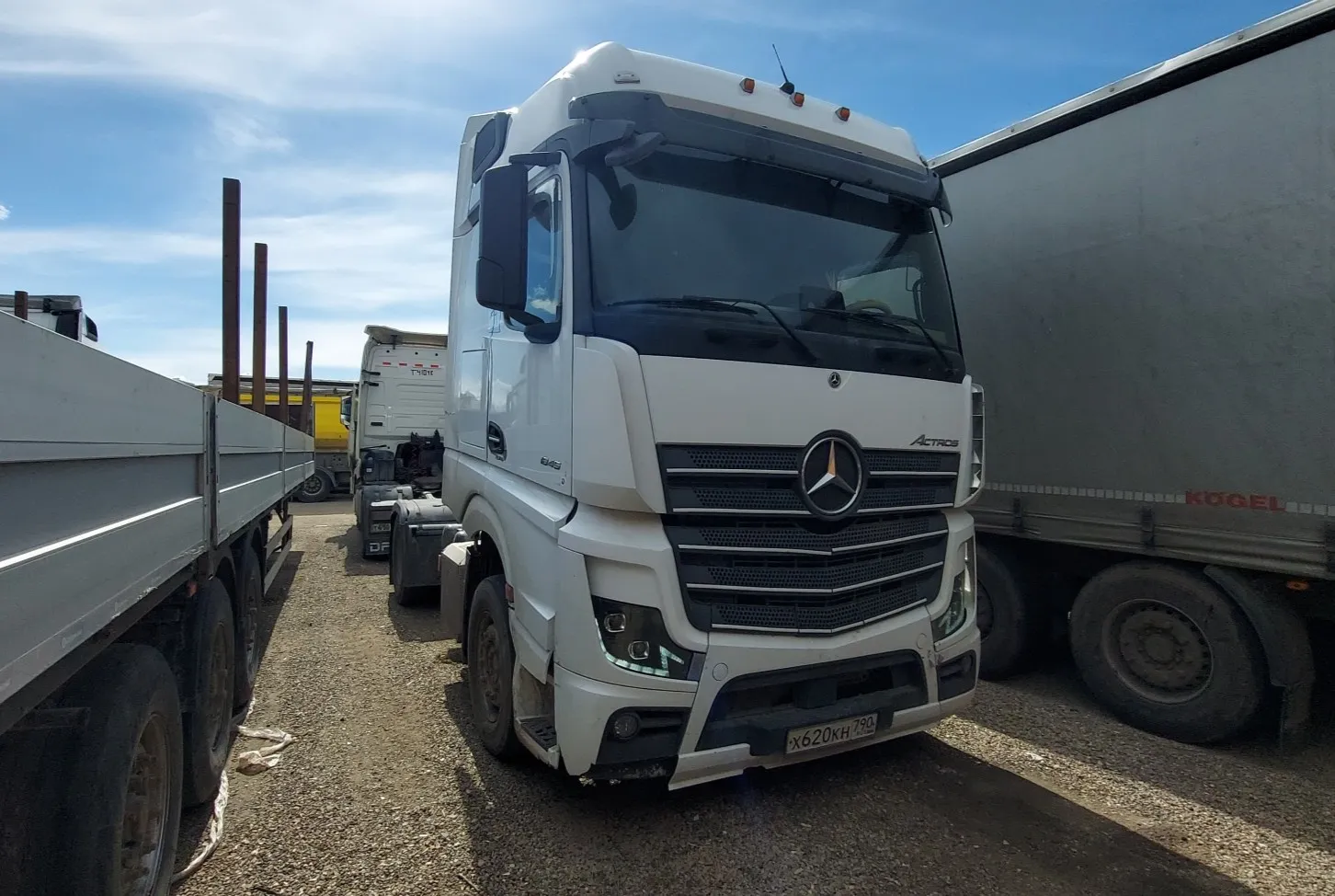 Mercedes-Benz Actros 4x2 Седельный тягач, фото 2