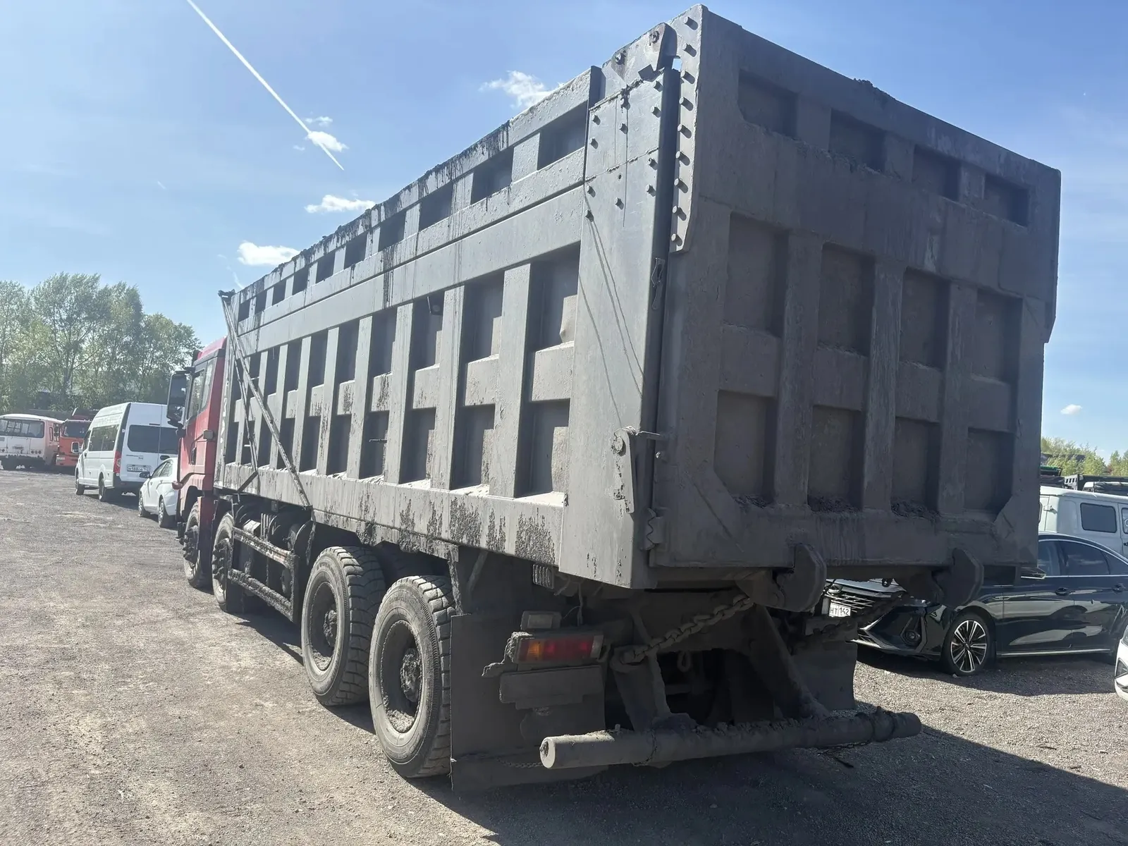 Shacman SX* 8x4 Самосвал, фото 4