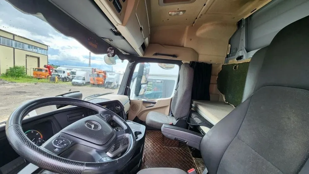 Mercedes-Benz Actros 4x2 Седельный тягач, фото 4