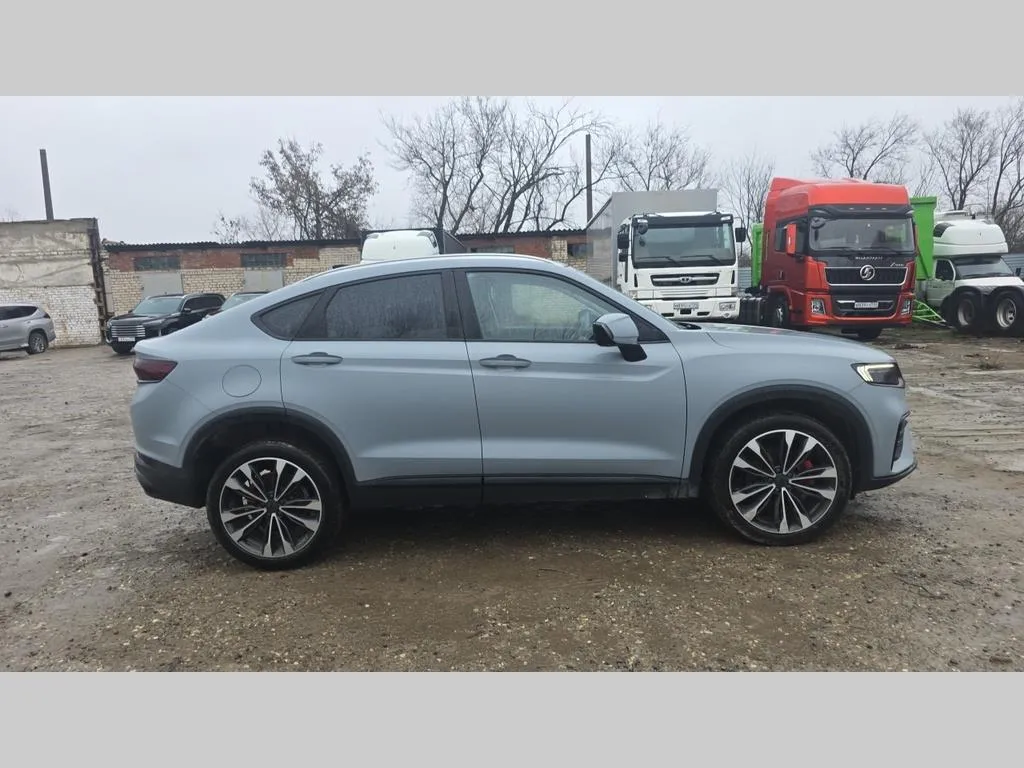 Geely TUGELLA, фото 4