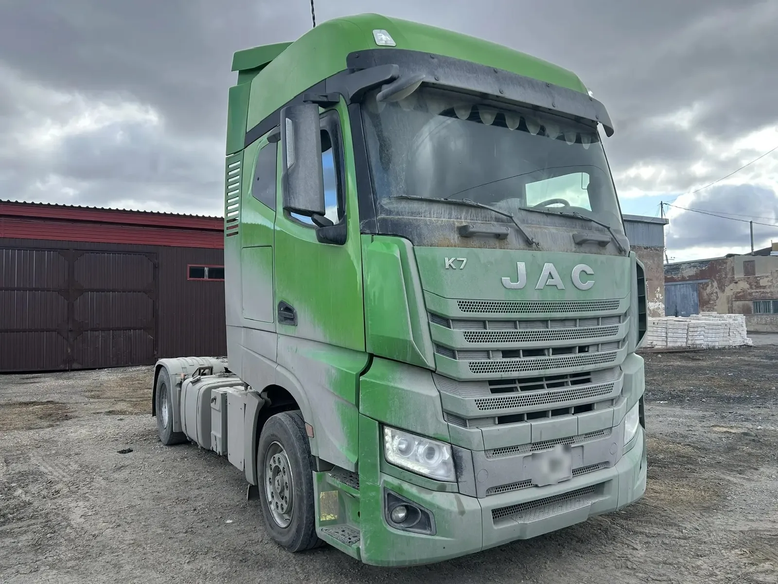 JAC K7 4x2 Седельный тягач, фото 2