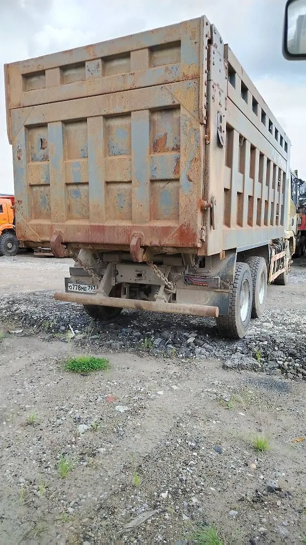 Shacman SX* 6x4 Седельный тягач, фото 5