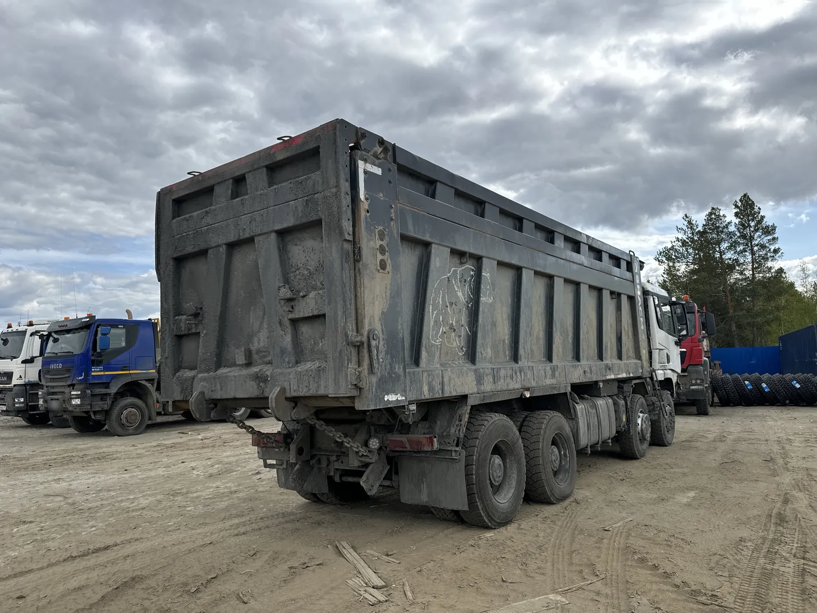 Shacman SX* 8x4 Самосвал, фото 3