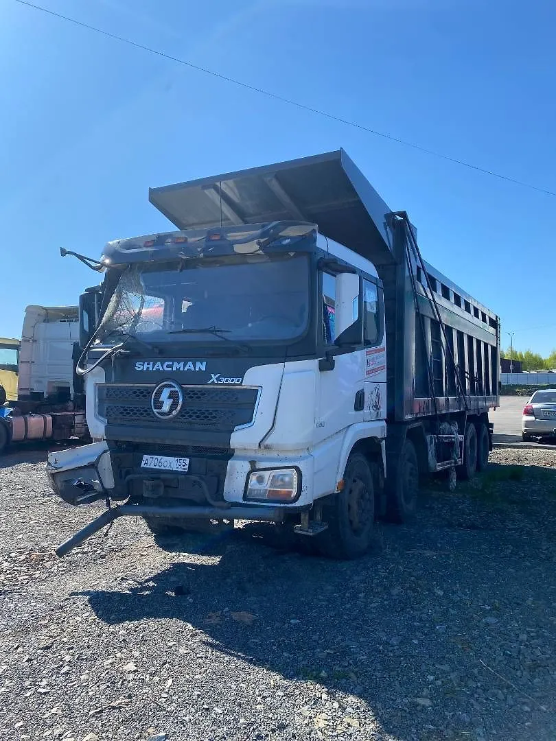 Shacman SX* 8x4 Самосвал, фото 3