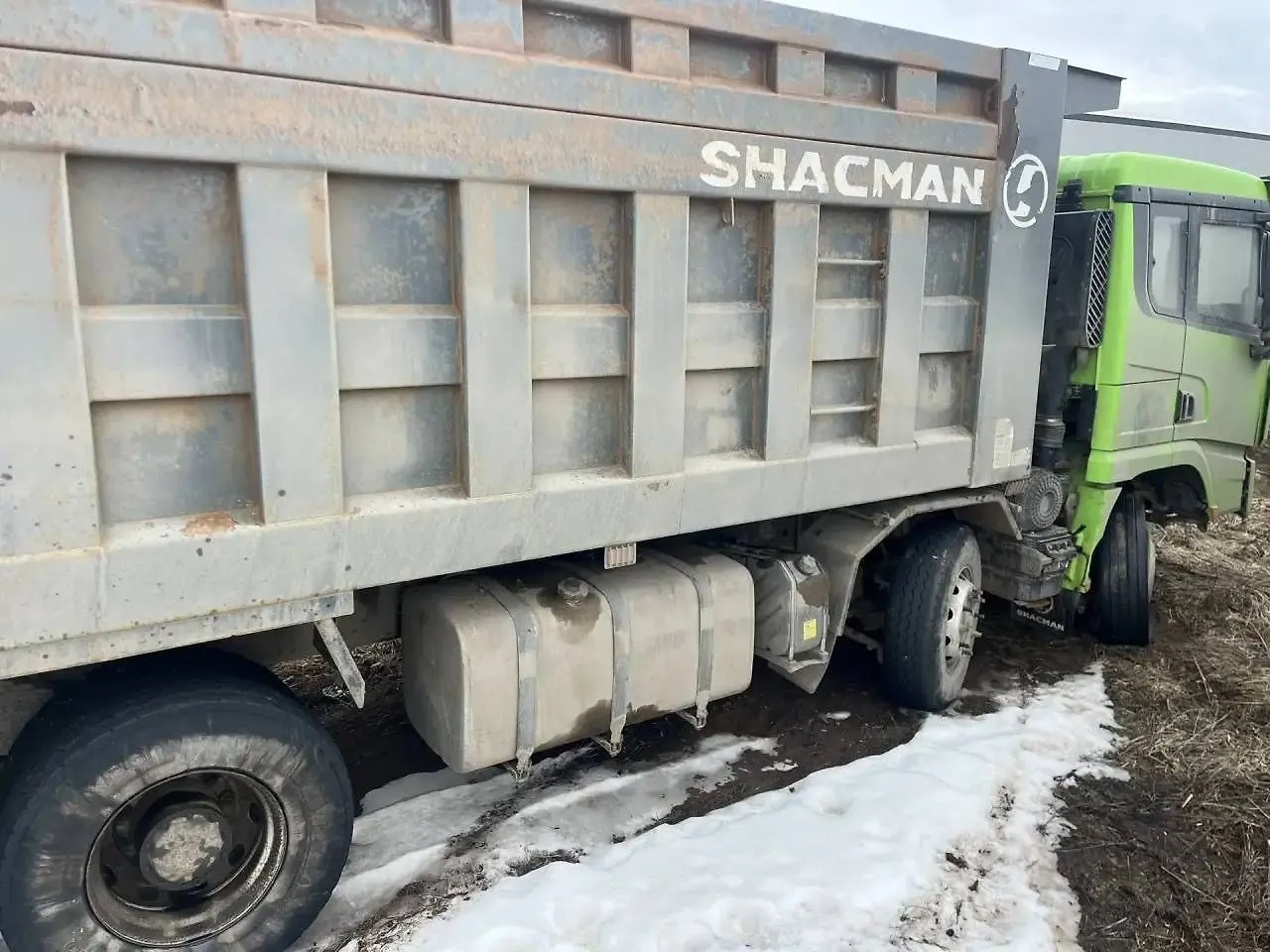 Shacman SX* 8x4 Самосвал, фото 3