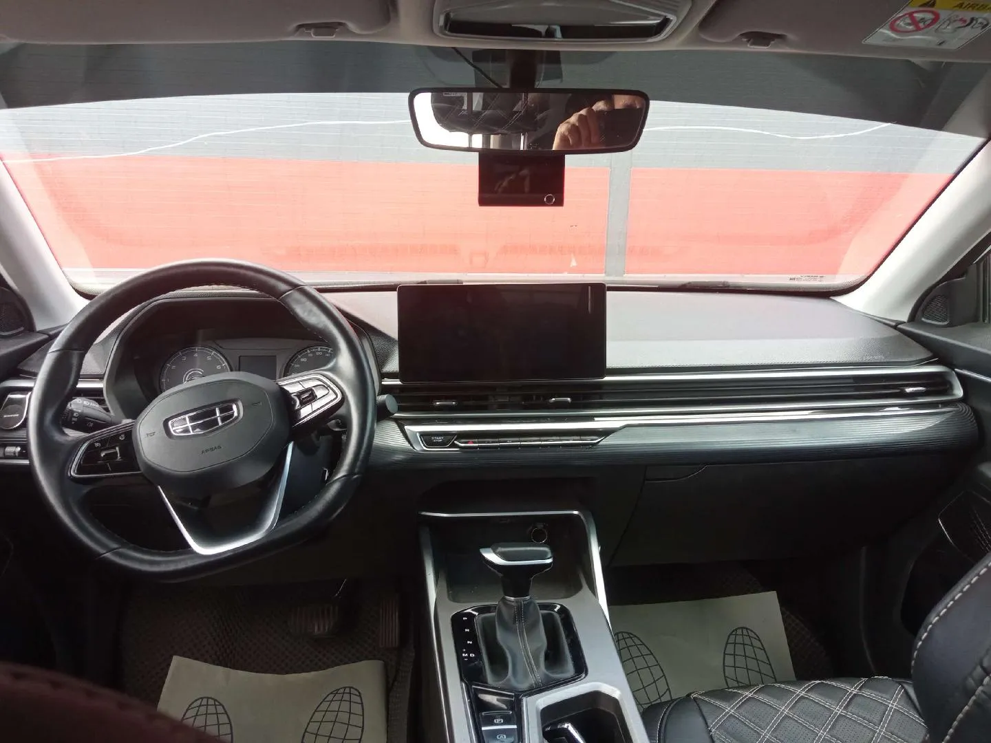 Geely Emgrand, фото 5