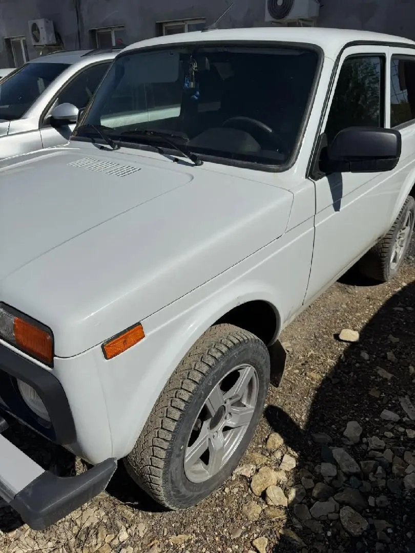LADA Niva Legend 3 дв Люкс 24 Кондиционер 1.7 МТ, фото 4