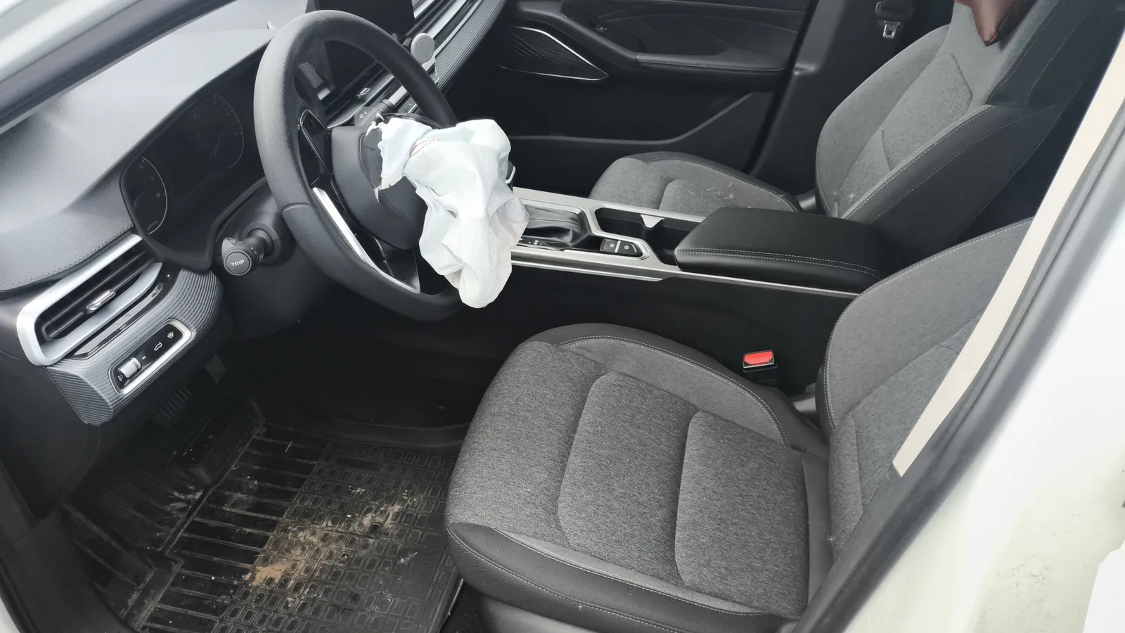 Geely EMGRAND, фото 5